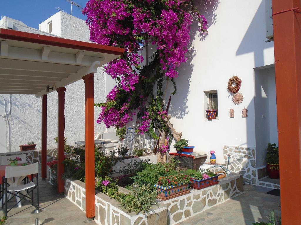 Helios Serifos Livadi  Екстер'єр фото